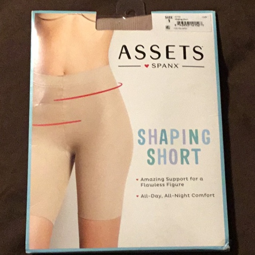 Assets by SPANX Shaping Short SZ1